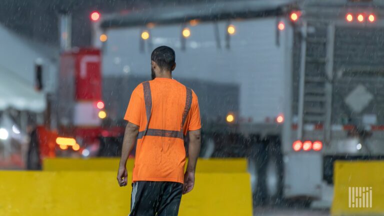 February sees ongoing decline in truck transportation jobs