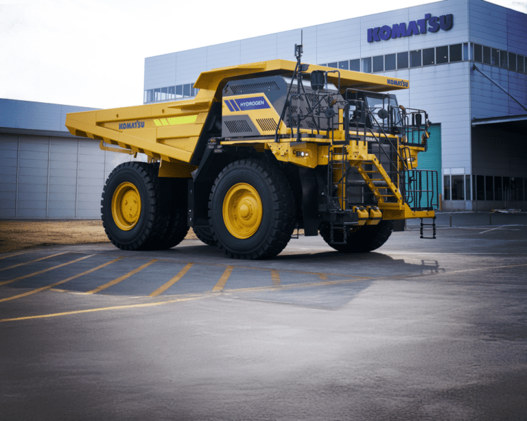 Keyou unveils hydrogen powered dump truck in partnership with komatsu
