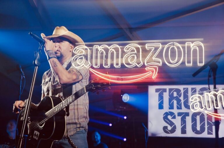 Country icon honors truck drivers and discusses latest album