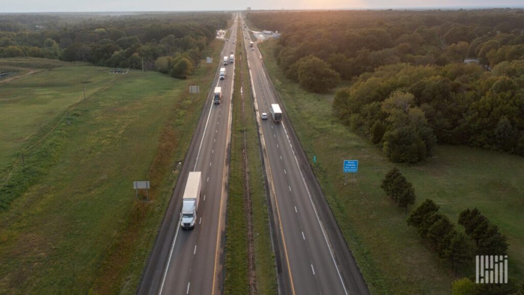 Logistics in crisis: navigating layoffs and bankruptcies amidst a major