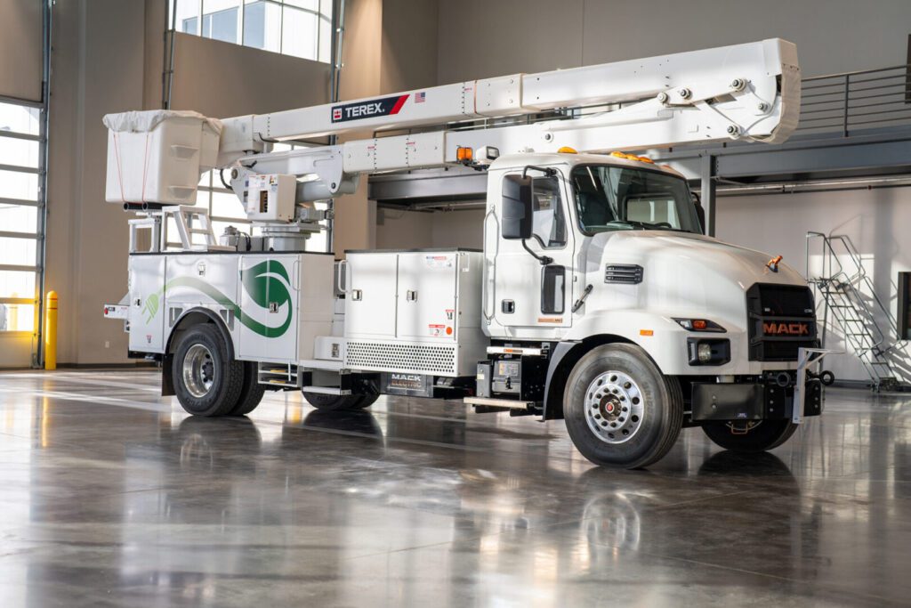 Terex utilities and mack join forces for electric bucket truck