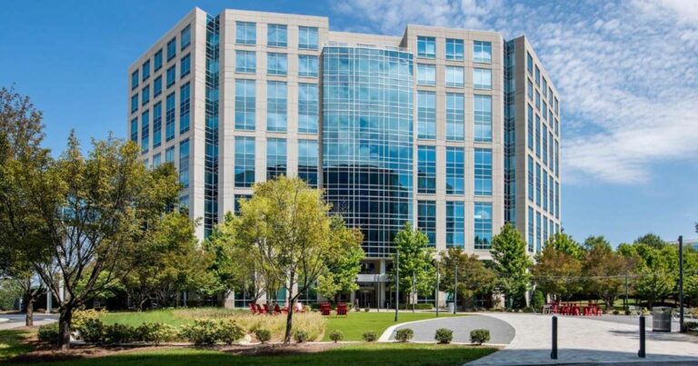Daimler truck financial services chooses north carolina for new hq