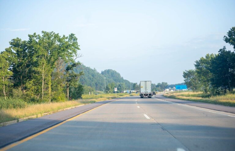 Strategies to Lower Truck Accident Settlements in Riverhead