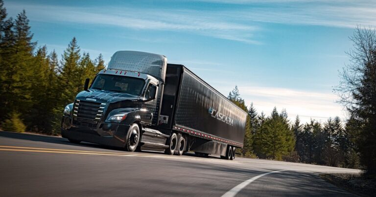 Innovative Charging as a Service Solution for Electric Trucks and Buses by Daimler