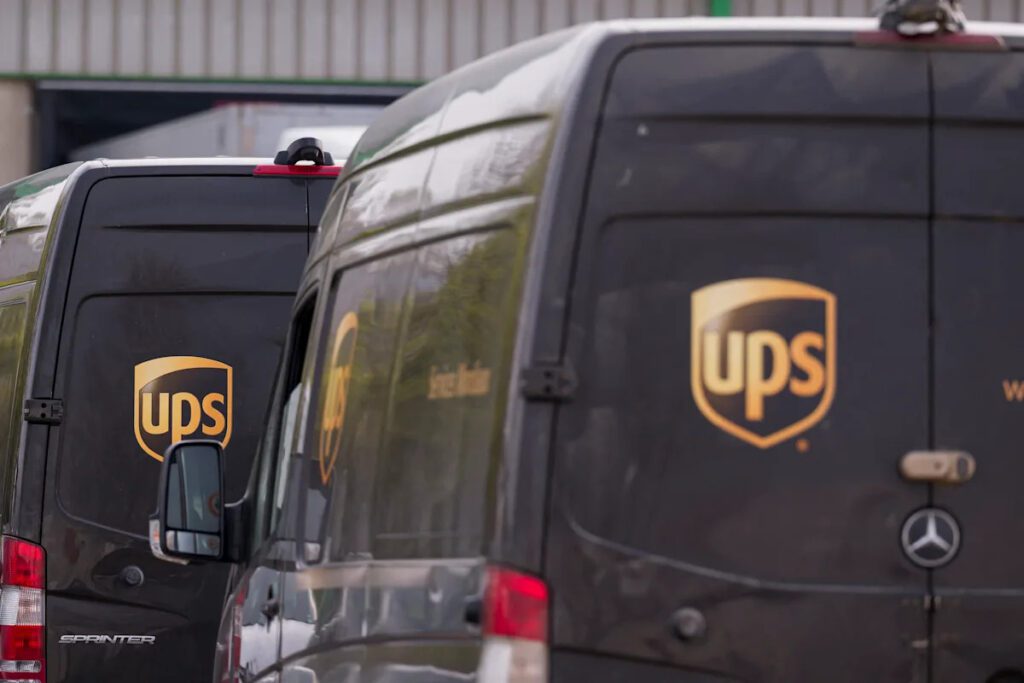 Fuel Costs Reshape Pricing Strategies in Parcel and Trucking Services