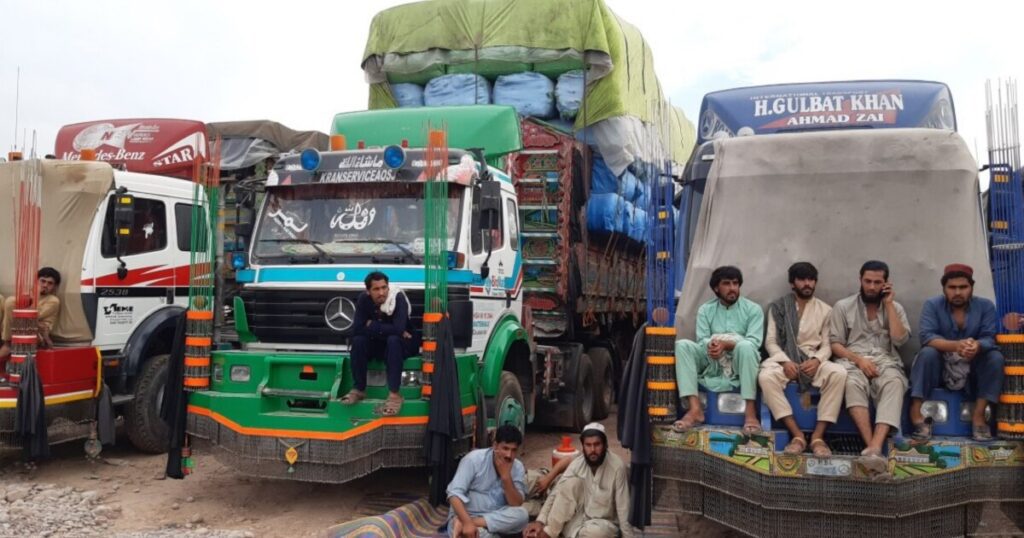 Corruption and Struggles at the Pakistan-Afghanistan Border: Insights from Truckers Corruption and Struggles at the Pakistan Afghanistan Border: Insights from Truckers